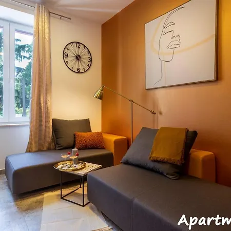 Place4U I Stylish Central Apartment In Pula