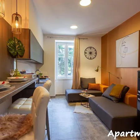 Place4u#1⋆new⋆central Location⋆parking⋆awesome Appartement Pula