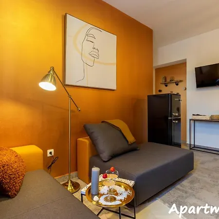 Place4U I Stylish Central Apartment In Pula Apartmán *